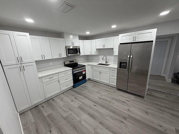 4th image of 210 Basilan Crescent