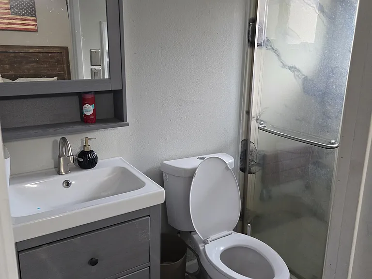 411 Whitney St — Photo 10