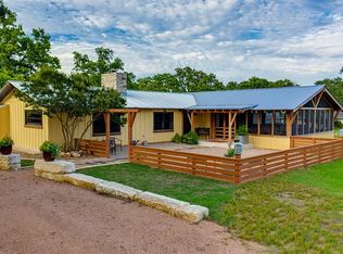 105 Cardinal Ln, Fredericksburg, TX 78624