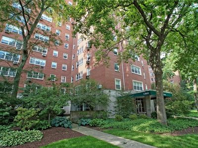 13800 Shaker Blvd APT 502, Cleveland, OH, 44120