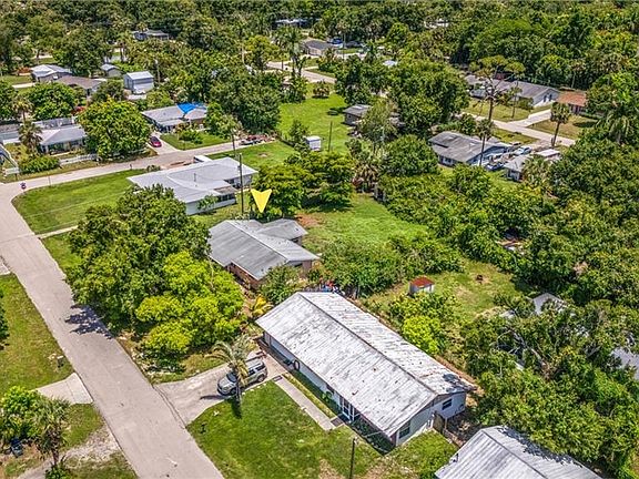 4th image of 195 Jane ST