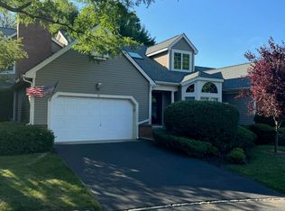 19 Old Farm Rd, Little Silver, NJ 07739