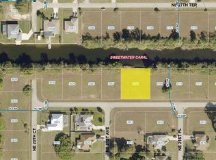 2105 NE 27th St, Cape Coral, FL 33909