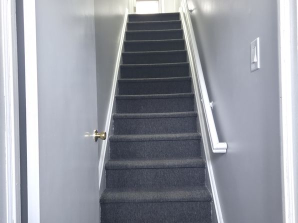 34 Taylor Ave APT 2