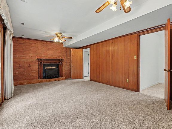 2nd image of 10024 Seawell Dr
