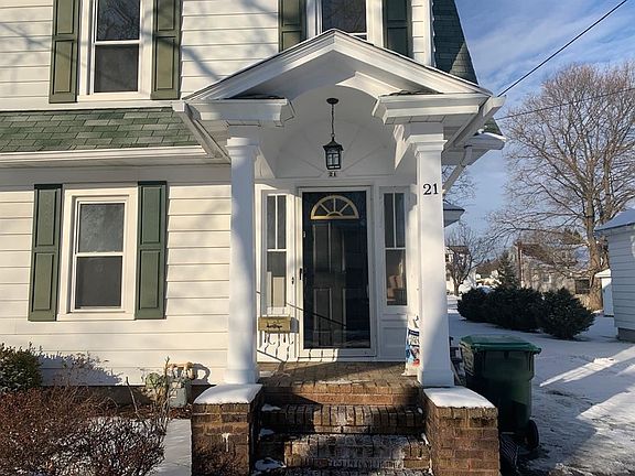 4th image of 21 Utica Ave
