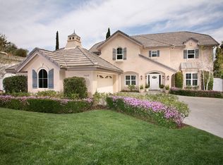 15639 Royal Ridge Rd, Sherman Oaks, CA 91403