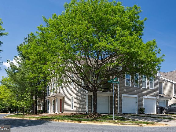 2nd image of 13814 King Gregory Way #10840
