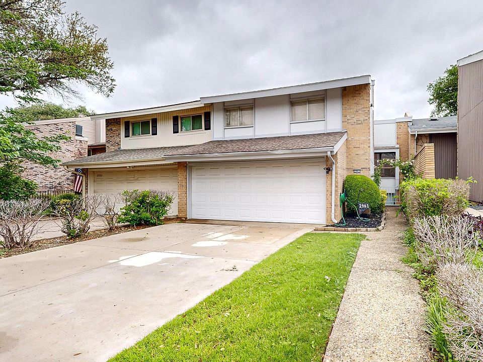 1st image of 2961 Country Place Cir