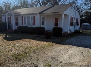 200 Roxie Ave, Fayetteville, NC 28304