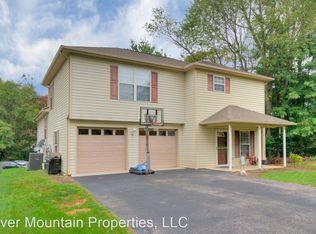 217 Graves Ave #1, Blacksburg, VA 24060