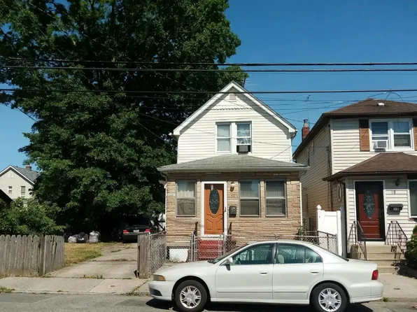54 Biltmore Ave, Elmont, NY 11003