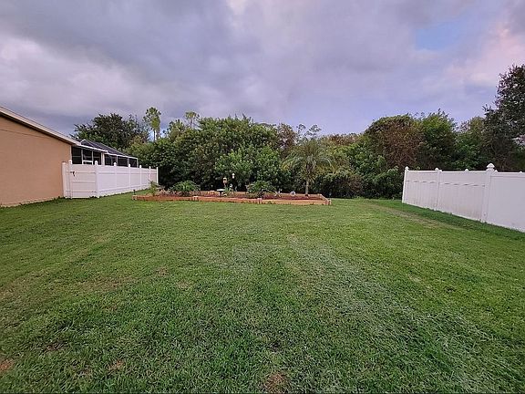 3rd image of 8911 Grand Bayou Ct