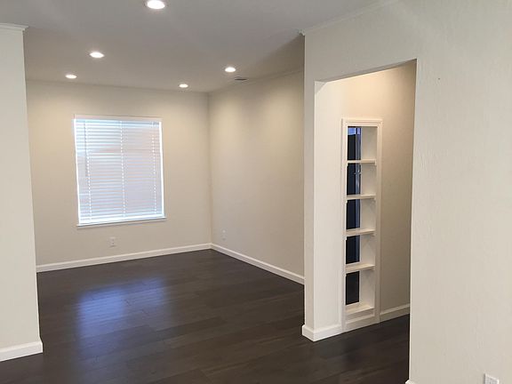 5th image of 187 Jasmine Way