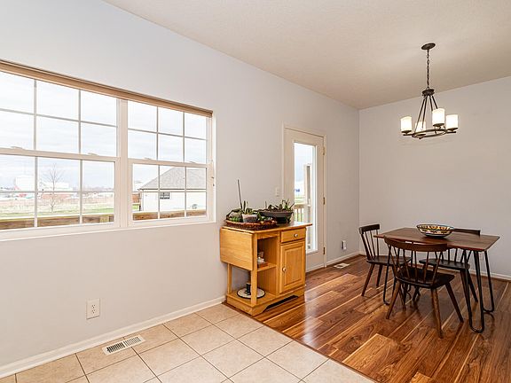 3rd image of 1305 S G Ave Unit 14