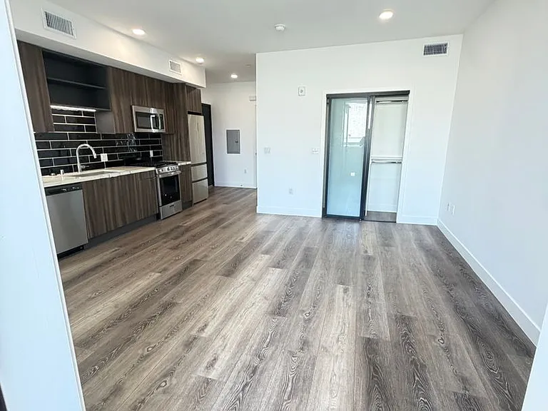Montecito Lofts — Photo 31