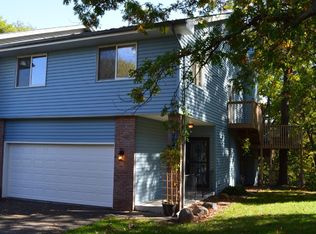 2064 Kings Rd, Eagan, MN 55122