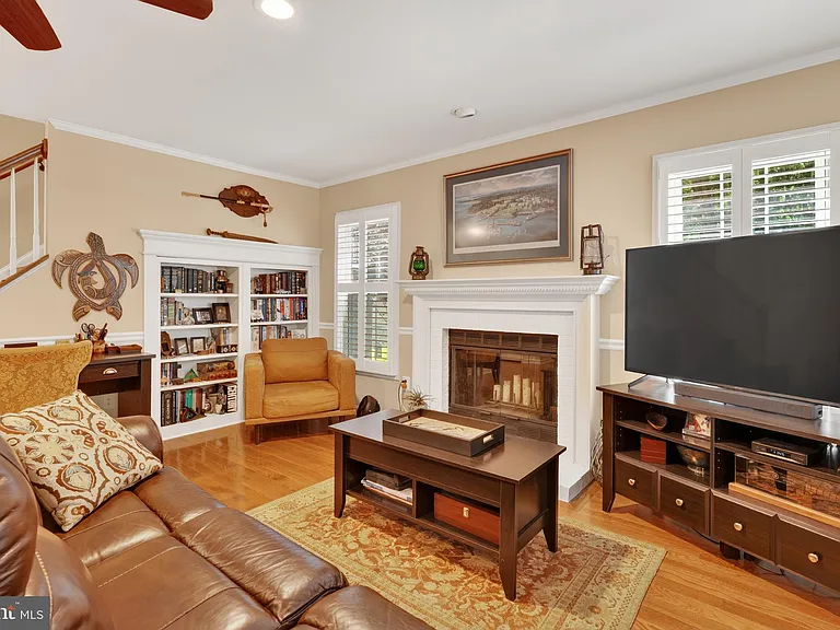6635 Dunwich Way — Photo 26
