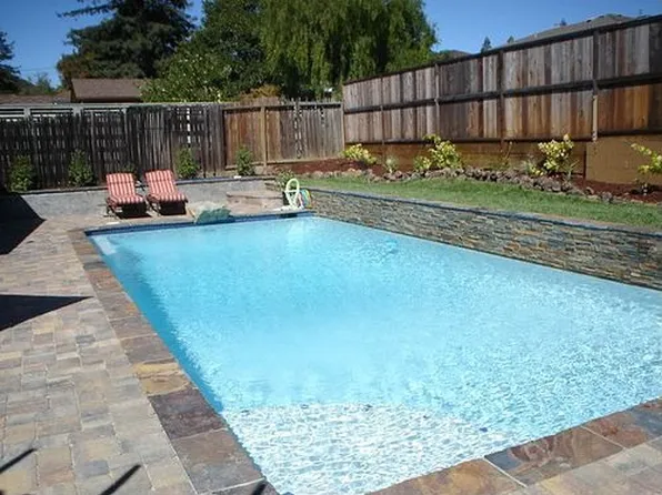 2662 Eaton Ave, Redwood City, CA 94062