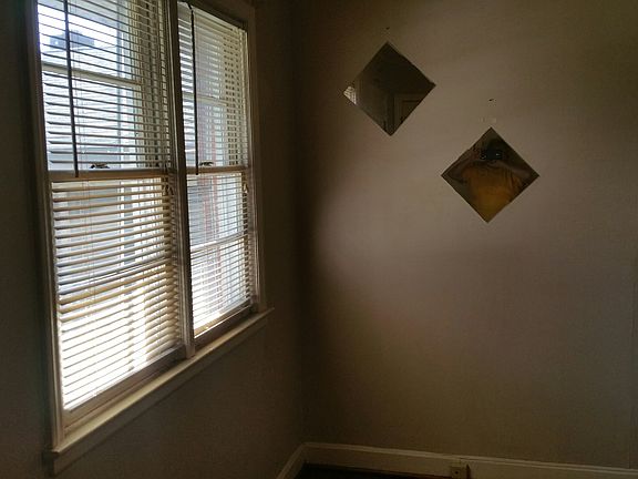 2nd image of 207 Garrison Dr APT 10