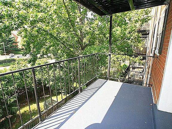 5th image of 2970 S Columbus St #3238