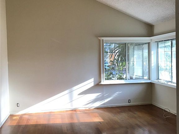 3rd image of 18622 Kamstra Ave