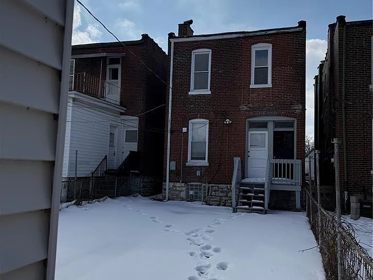 411 Fassen St #1-2 — Photo 2