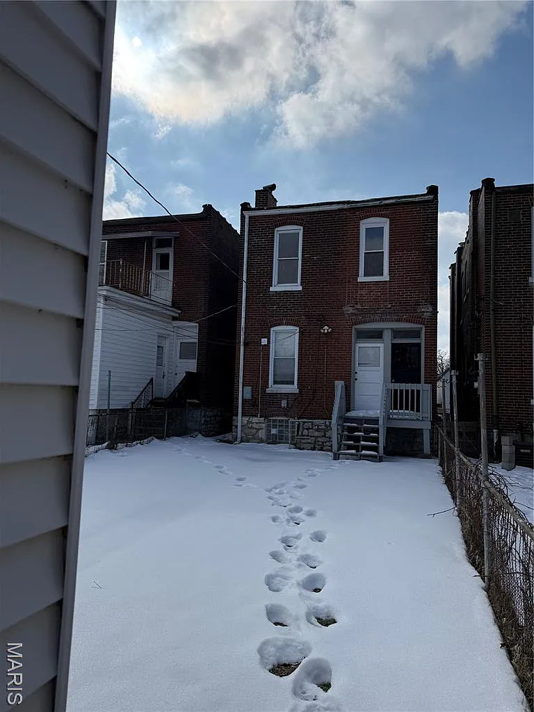 Building Photo - 411 Fassen St #1-2