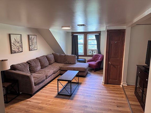 2nd image of 115 N Main St #B