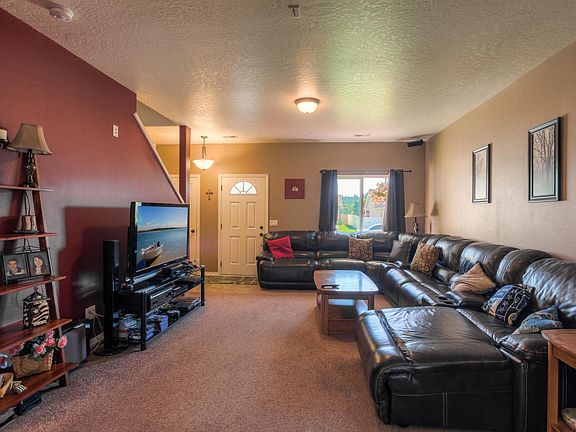 4th image of 1261 N Ewell Ct