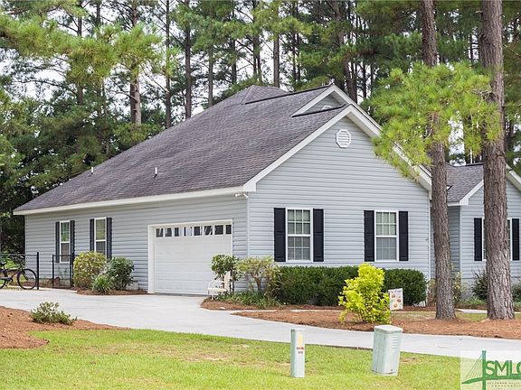 3rd image of 632 Ogeechee Drive W