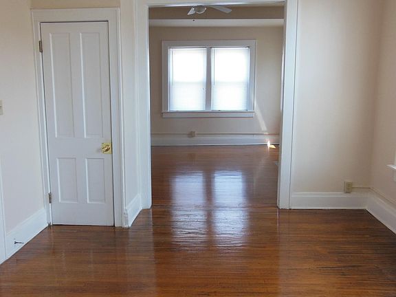 5th image of 439 Miller Ave #2