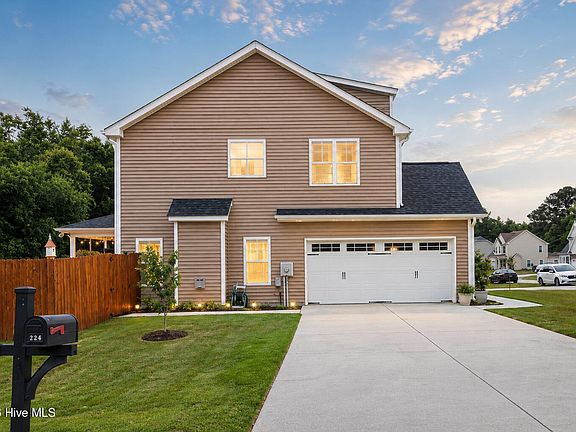 4th image of 114 Bellchase Drive