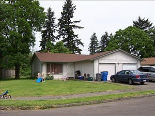 4th image of 10820 NE 48th Cir