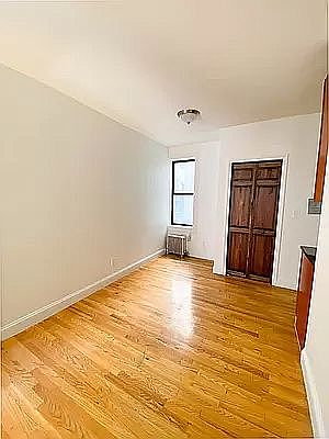 4th image of 560 W 174th St #5