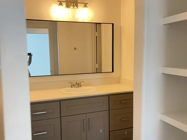 Ashley Crest — Photo 34