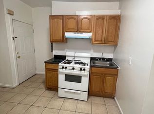 84 Armstrong Ave #1R, Jersey City, NJ 07305