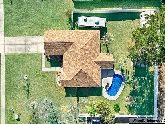 2nd image of 202 Beaubrook Boulevard