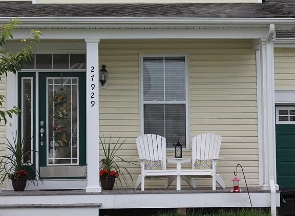 2nd image of 27929 Home Farm Dr