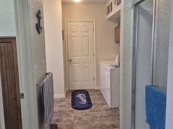 4th image of 139 W Peoria St #202