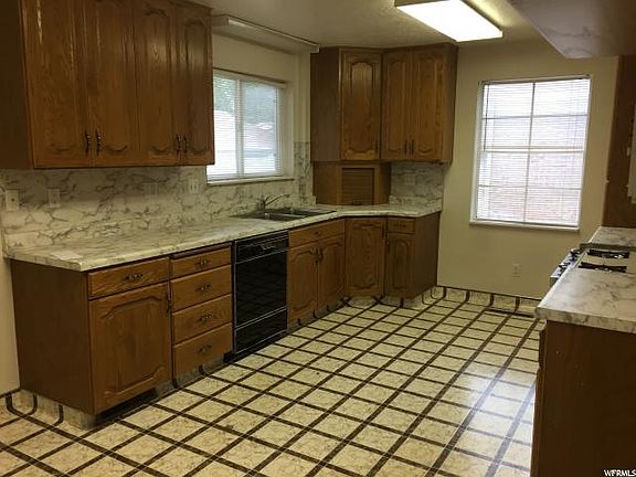 5th image of 3103 S Mountair Dr
