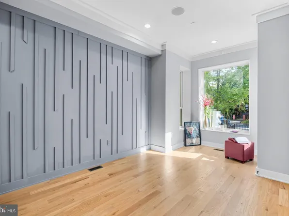 1329 Irving St NW APT 1, Washington, DC 20010