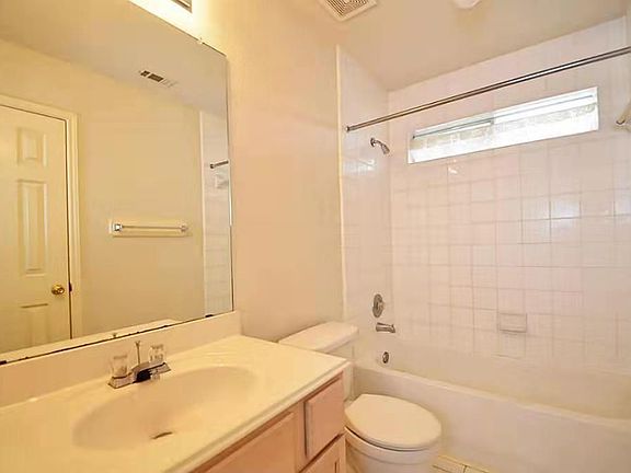 2nd image of 22527 Birch Point Dr