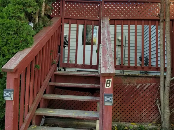 11 Park Cres #B, New Tecumseth, ON L0G 1W0