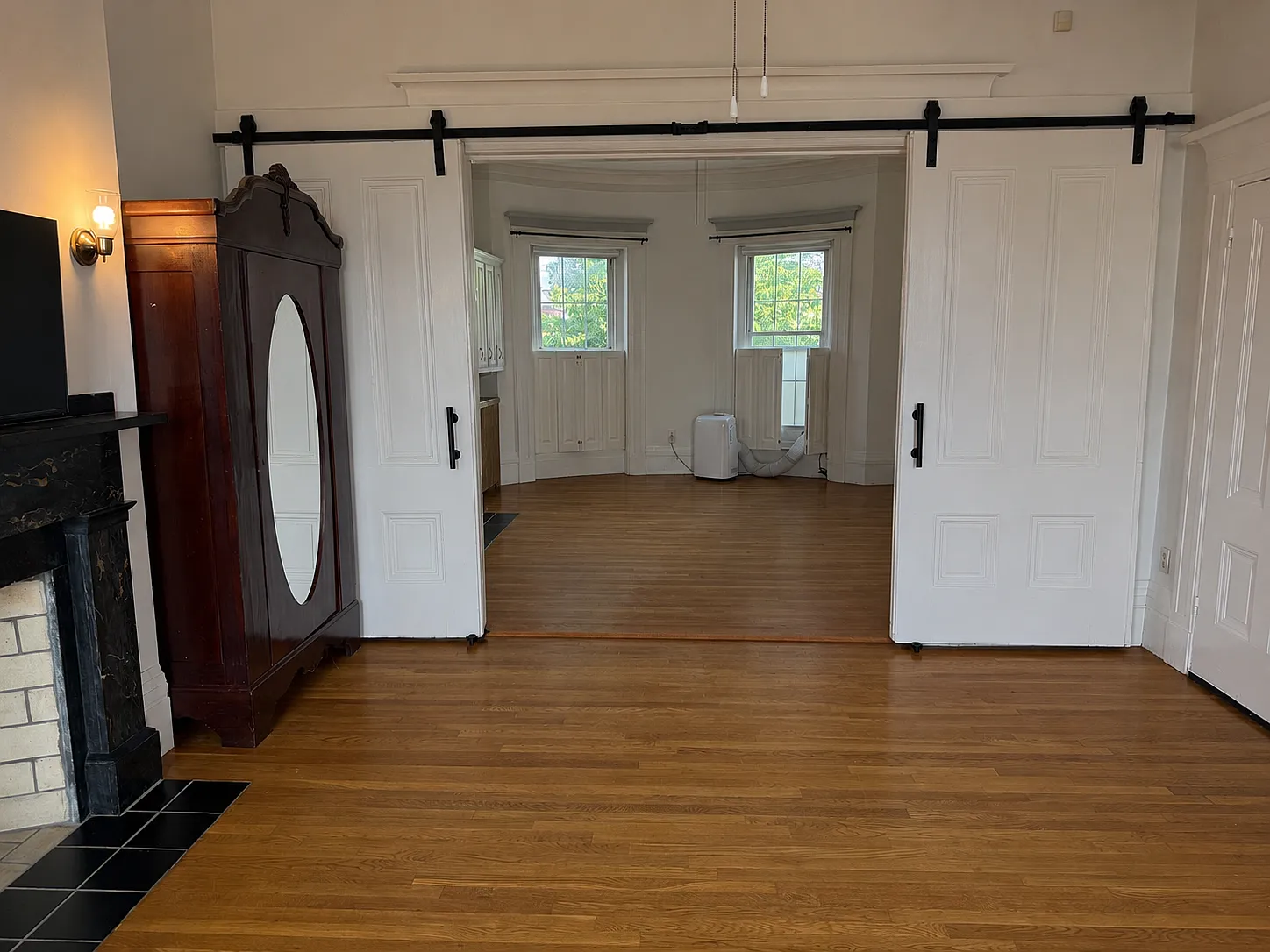 1 bed, 550 sqft, $2,600 — Photo 3
