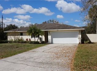 9002 61st Avenue Dr E, Bradenton, FL 34202