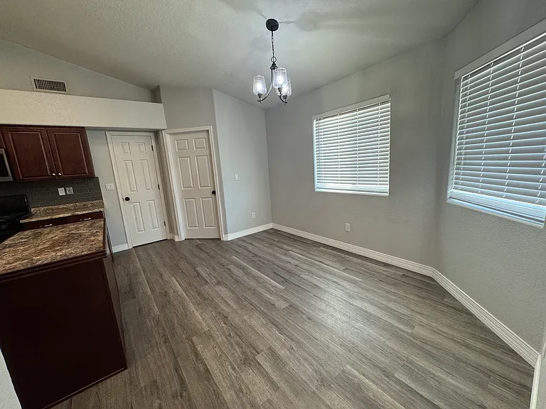 2064 E Desert Palms Dr — Photo 14