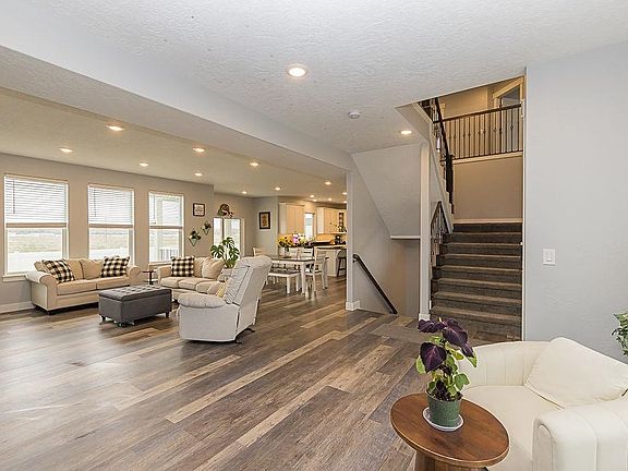 5th image of 5717 Sunridge Dr