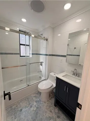550 Jamaica Ave — Photo 3