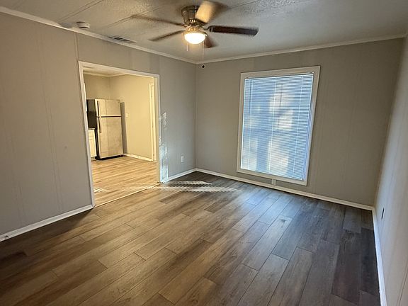 3rd image of 1901 S Seale Rd Unit A
